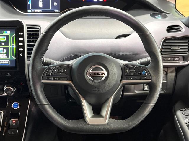 セレナ e-パワー ハイウェイスターV 両側電動ドア 純正SDナビ 後席モニター 全周囲カメラ 衝突被害軽減システム 100V電源 レーダークルーズ コーナーセンサー スマートキー LEDヘッド ビルトインETC 車線逸脱警報(37枚目)