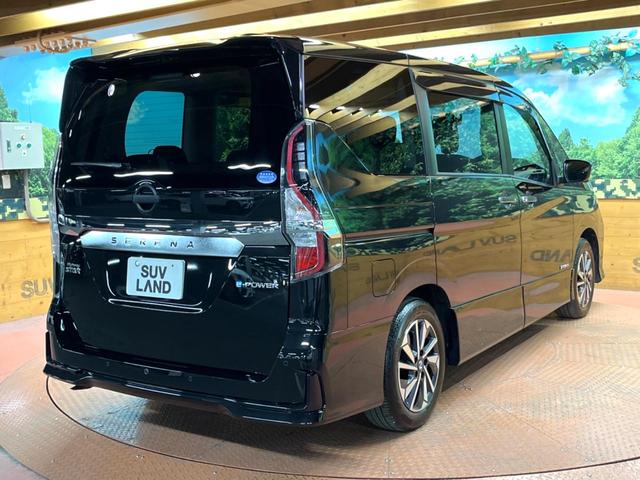 セレナ e-パワー ハイウェイスターV 両側電動ドア 純正SDナビ 後席モニター 全周囲カメラ 衝突被害軽減システム 100V電源 レーダークルーズ コーナーセンサー スマートキー LEDヘッド ビルトインETC 車線逸脱警報(60枚目)