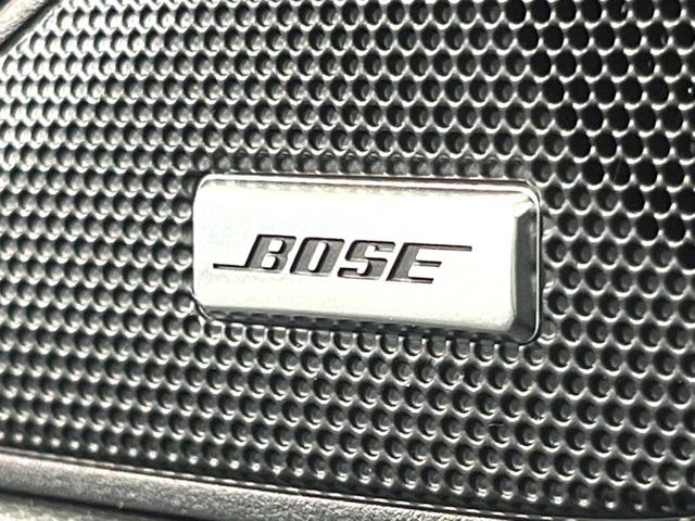 アウトランダーPHEV P 4WD 禁煙 BOSEサウンド 純正9型ナビ 全周囲カメラ ブラインドスポットモニター マイパイロット 電動リアゲート 黒革 メモリーシート シートヒーター LEDヘッド 純正20アルミ ETC(3枚目)