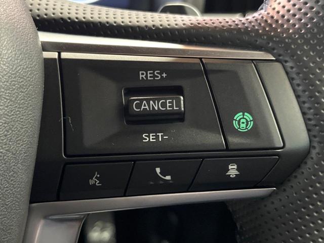 アウトランダーPHEV P 4WD 禁煙 BOSEサウンド 純正9型ナビ 全周囲カメラ ブラインドスポットモニター マイパイロット 電動リアゲート 黒革 メモリーシート シートヒーター LEDヘッド 純正20アルミ ETC(7枚目)