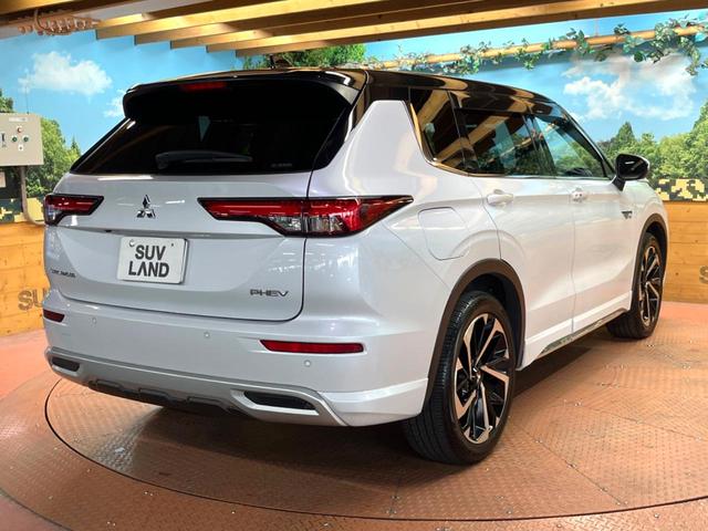 アウトランダーPHEV P 4WD 禁煙 BOSEサウンド 純正9型ナビ 全周囲カメラ ブラインドスポットモニター マイパイロット 電動リアゲート 黒革 メモリーシート シートヒーター LEDヘッド 純正20アルミ ETC(67枚目)