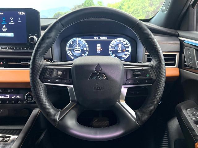 アウトランダーPHEV P 4WD 禁煙 BOSEサウンド 純正9型ナビ 全周囲カメラ ブラインドスポットモニター マイパイロット 電動リアゲート 黒革 メモリーシート シートヒーター LEDヘッド 純正20アルミ ETC(74枚目)