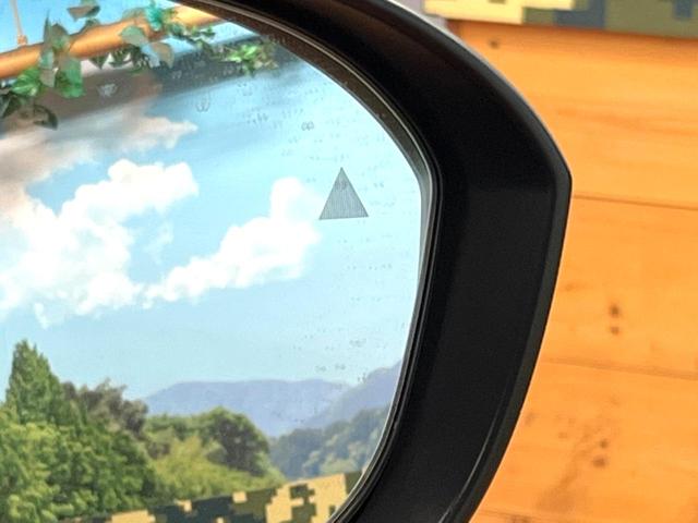 セレナ ｅ－パワー　ハイウェイスターＶ　両側電動ドア　後席モニター　全周囲カメラ　衝突軽減装置　レーダークルーズ　禁煙車　コーナーセンサー　デジタルミラー　ブラインドスポットモニター　車線逸脱警報（7枚目）