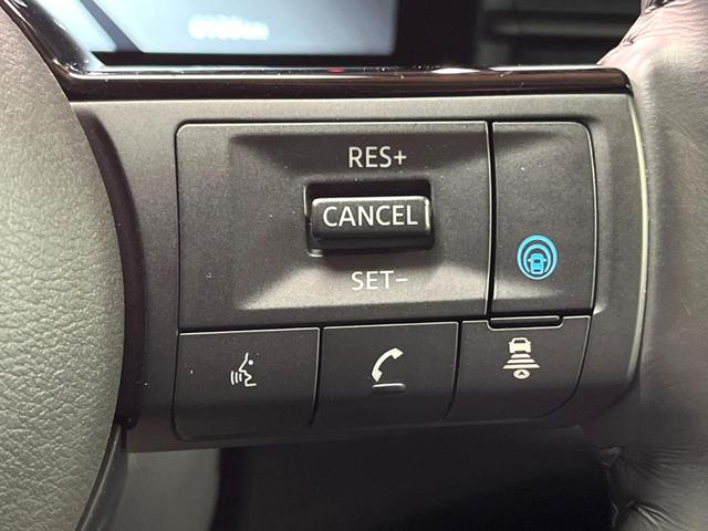 セレナ ｅ－パワー　ハイウェイスターＶ　両側電動ドア　後席モニター　全周囲カメラ　衝突軽減装置　レーダークルーズ　禁煙車　コーナーセンサー　デジタルミラー　ブラインドスポットモニター　車線逸脱警報（8枚目）