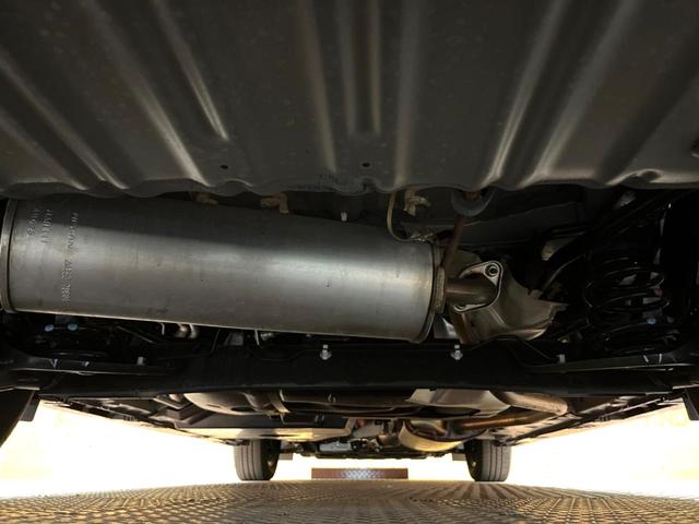 セレナ ｅ－パワー　ハイウェイスターＶ　両側電動ドア　後席モニター　全周囲カメラ　衝突軽減装置　レーダークルーズ　禁煙車　コーナーセンサー　デジタルミラー　ブラインドスポットモニター　車線逸脱警報（19枚目）