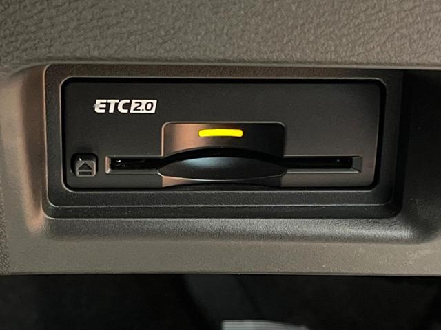 セレナ ｅ－パワー　ハイウェイスターＶ　両側電動ドア　後席モニター　全周囲カメラ　衝突軽減装置　レーダークルーズ　禁煙車　コーナーセンサー　デジタルミラー　ブラインドスポットモニター　車線逸脱警報（36枚目）