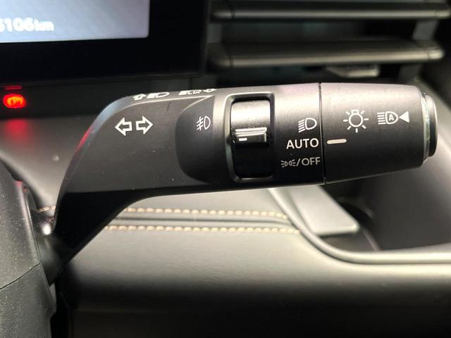 セレナ ｅ－パワー　ハイウェイスターＶ　両側電動ドア　後席モニター　全周囲カメラ　衝突軽減装置　レーダークルーズ　禁煙車　コーナーセンサー　デジタルミラー　ブラインドスポットモニター　車線逸脱警報（42枚目）