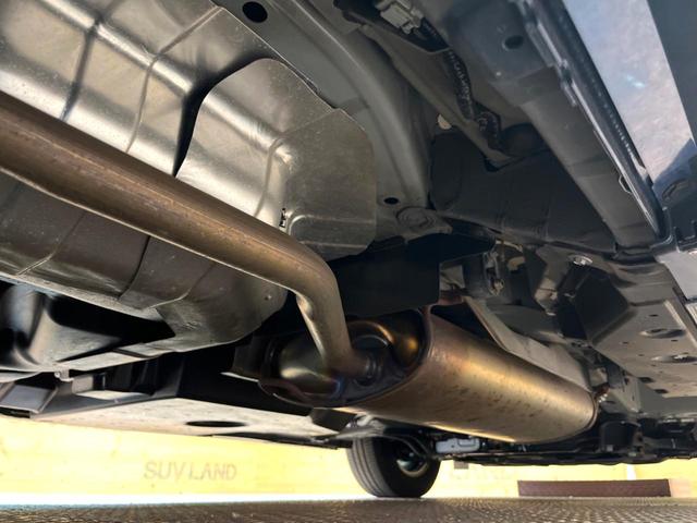 セレナ ｅ－パワー　ハイウェイスターＶ　両側電動ドア　後席モニター　全周囲カメラ　衝突軽減装置　レーダークルーズ　禁煙車　コーナーセンサー　デジタルミラー　ブラインドスポットモニター　車線逸脱警報（61枚目）