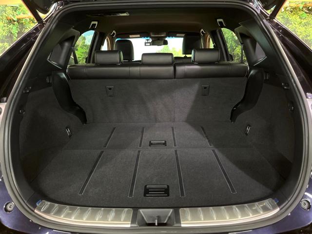 ハリアー プレミアム 純正9型ナビ バックカメラ クルコン 電動リアゲート シーケンシャルLEDヘッド オートハイビーム ハーフレザーシート パワーシート 純正18アルミ ETC アイドリングストップ 横滑り防止装置(12枚目)