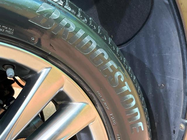 ハリアー プレミアム 純正9型ナビ バックカメラ クルコン 電動リアゲート シーケンシャルLEDヘッド オートハイビーム ハーフレザーシート パワーシート 純正18アルミ ETC アイドリングストップ 横滑り防止装置(25枚目)