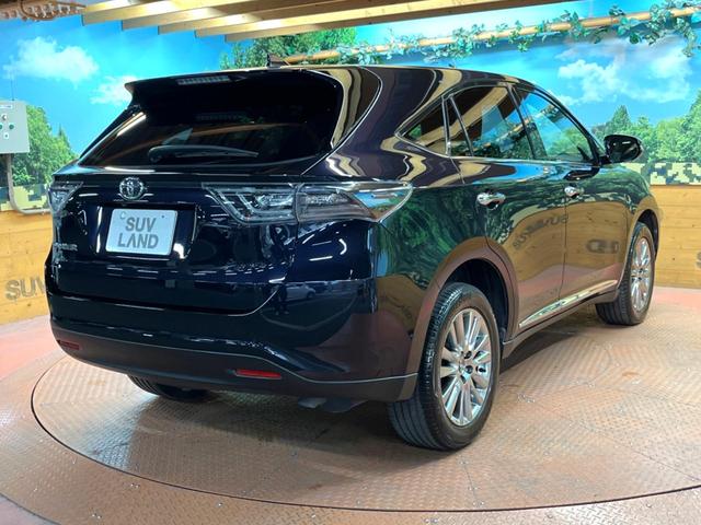 ハリアー プレミアム 純正9型ナビ バックカメラ クルコン 電動リアゲート シーケンシャルLEDヘッド オートハイビーム ハーフレザーシート パワーシート 純正18アルミ ETC アイドリングストップ 横滑り防止装置(57枚目)