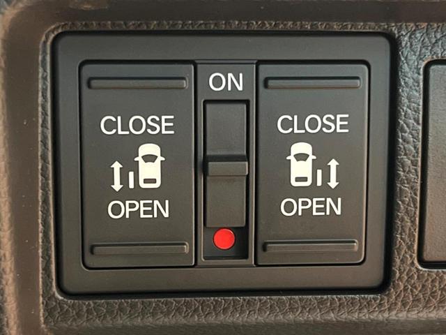 ステップワゴン e:HEVスパーダ プレミアムライン 禁煙 純正11型ナビ 全周囲カメラ フリップダウン ブラインドスポットモニター レーダークルーズ 両側電動ドア 電動リアゲート ハーフレザーシート シートヒーター LEDヘッド 純正17アルミ ETC(8枚目)