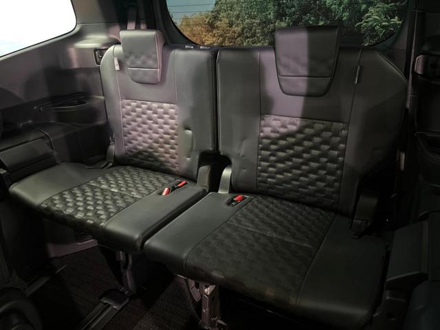 ヴォクシー ハイブリッドS-Z 禁煙 GRエアロ フリップダウン 純正10型ナビ バックカメラ レーダークルーズ 両側電動ドア 三眼LEDヘッド オートハイビーム ハーフレザーシート シートヒーター 純正17アルミ ETC(24枚目)