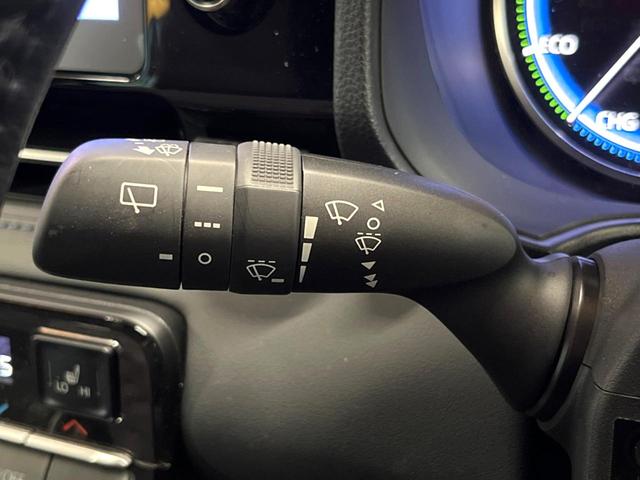 ヴォクシー ハイブリッドS-Z 禁煙 GRエアロ フリップダウン 純正10型ナビ バックカメラ レーダークルーズ 両側電動ドア 三眼LEDヘッド オートハイビーム ハーフレザーシート シートヒーター 純正17アルミ ETC(40枚目)