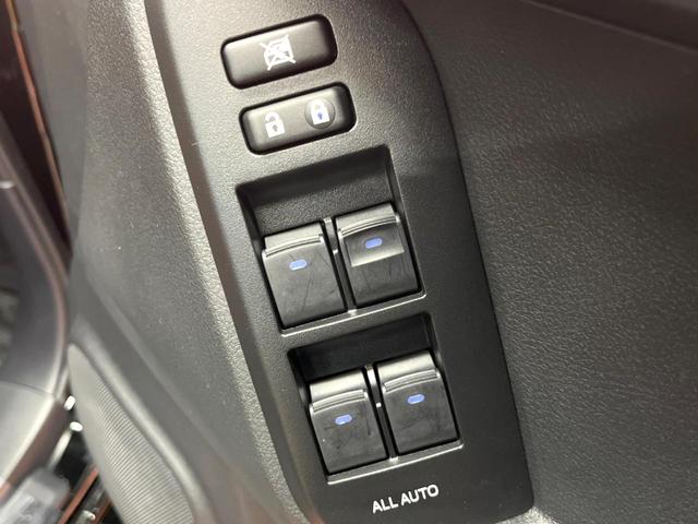 ランドクルーザープラド ＴＸ　Ｌパッケージ　７０ｔｈアニバーサリーリミテッド　禁煙車　サンルーフ　９型ディスプレイオーディオ　全周囲カメラ　レーダークルーズ　セーフティーセンス　合皮シート　ベンチレーション　パワーシート　ＬＥＤヘッド＆フォグ　オートハイビーム　ＥＴＣ（33枚目）