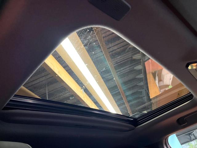 ランドクルーザー250 VX 禁煙 サンルーフ トヨタチームメイト 12型ディスプレイ 全周囲カメラ デジタルミラー ブラインドスポットモニター デフロック 丸目LEDヘッド 電動リアゲート 黒革 シートベンチレーション ETC(3枚目)