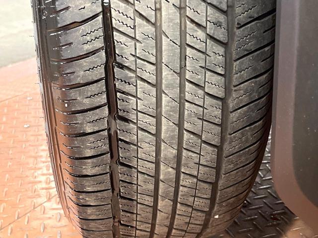 ランドクルーザー250 VX 禁煙 サンルーフ トヨタチームメイト 12型ディスプレイ 全周囲カメラ デジタルミラー ブラインドスポットモニター デフロック 丸目LEDヘッド 電動リアゲート 黒革 シートベンチレーション ETC(28枚目)