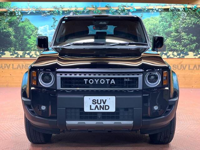 ランドクルーザー２５０ ＶＸ　禁煙車　サンルーフ　トヨタチームメイト　１２型ディスプレイ　全周囲カメラ　レーダークルーズ　ブラインドスポットモニター　デジタルミラー　黒革　シートベンチレーション　丸目ＬＥＤヘッド＆フォグ　ＥＴＣ（18枚目）