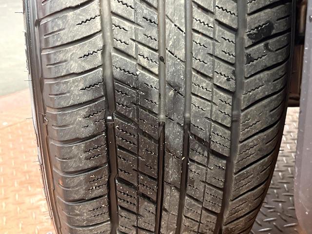 ランドクルーザー２５０ ＶＸ　禁煙車　サンルーフ　トヨタチームメイト　１２型ディスプレイ　全周囲カメラ　レーダークルーズ　ブラインドスポットモニター　デジタルミラー　黒革　シートベンチレーション　丸目ＬＥＤヘッド＆フォグ　ＥＴＣ（28枚目）