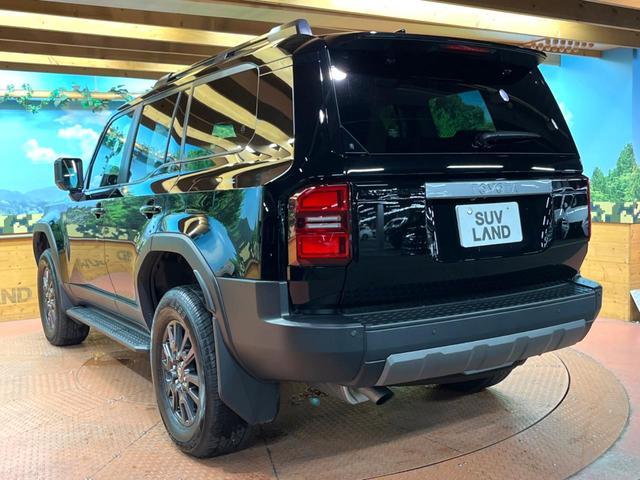 ランドクルーザー２５０ ＶＸ　禁煙車　サンルーフ　トヨタチームメイト　１２型ディスプレイ　全周囲カメラ　レーダークルーズ　ブラインドスポットモニター　デジタルミラー　黒革　シートベンチレーション　丸目ＬＥＤヘッド＆フォグ　ＥＴＣ（62枚目）