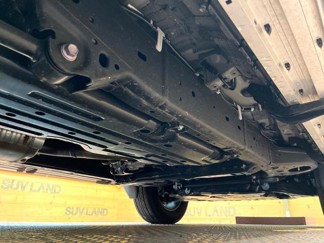 ランドクルーザー２５０ ＶＸ　禁煙車　サンルーフ　トヨタチームメイト　１２型ディスプレイ　全周囲カメラ　レーダークルーズ　ブラインドスポットモニター　デジタルミラー　黒革　シートベンチレーション　丸目ＬＥＤヘッド＆フォグ　ＥＴＣ（69枚目）