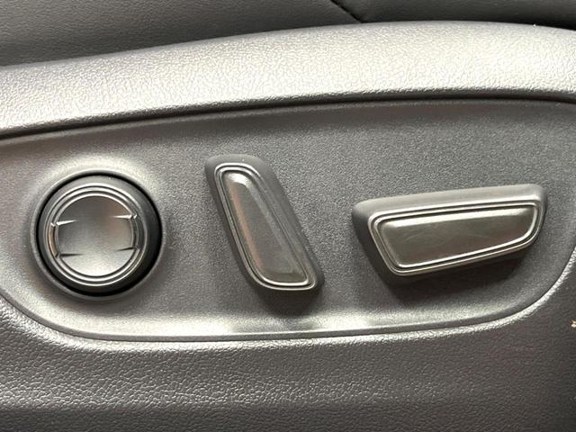 RAV4 アドベンチャー オフロードパッケージ 禁煙 純正9型ナビ 全周囲カメラ ブラインドスポットモニター レーダークルーズ デジタルミラー LEDヘッド&フォグ オートハイビーム クリアランスソナー 純正18アルミ ETC ルーフレール(32枚目)