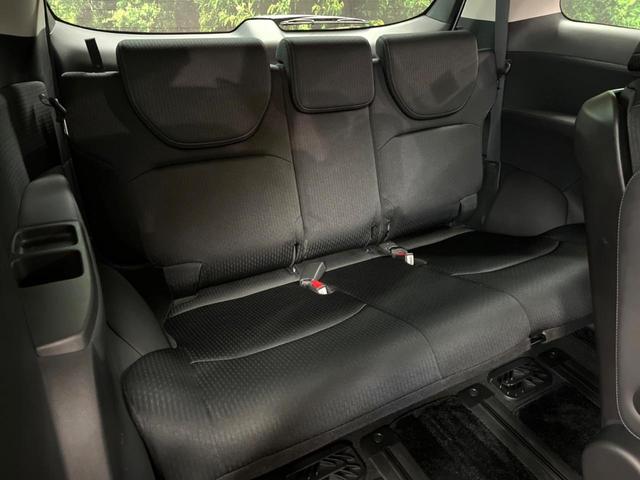 オデッセイ アブソルート・ＥＸ　禁煙　フリップダウン　９型ナビ　全周囲カメラ　レーダークルーズ　ホンダセンシング　両側電動スライドドア　ブラインドスポットモニター　パワーバックドア　ハーフレザー　シートヒーター　ＬＥＤヘッド　ＥＴＣ（13枚目）