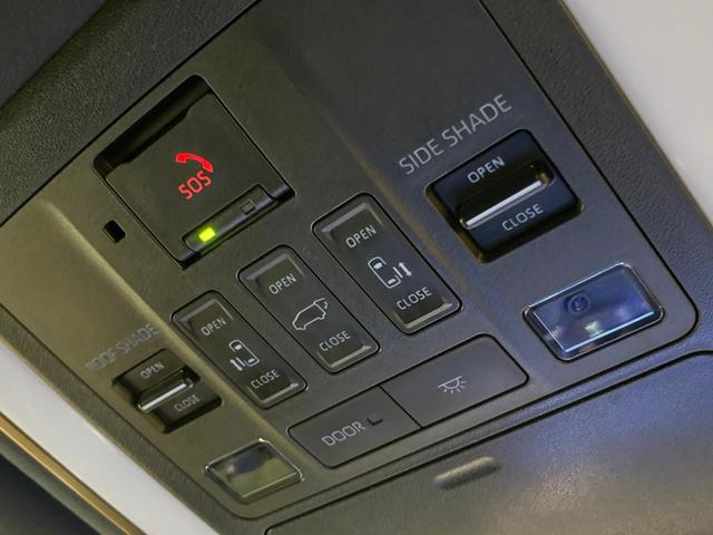 アルファード Ｚ　ガラスルーフ　禁煙車　フリップダウン　１４インチディスプレイオーディオ　全周囲カメラ　デジタルミラー　セーフティセンス　レーダークルーズ　後方車両検知　両側電動ドア　電動リアドア　ベンチレーション（56枚目）