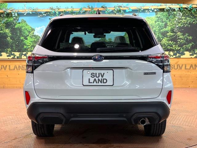 フォレスター プレミアムS:HEV EX 登録済未使用車 セットオプションCJ サンルーフ ハーマンカードン 黒革 アイサイトXテクノロジー 11型ナビフルセグ 全周囲カメラ アクセサリーコンセント 電動リアゲート 専用19インチAW(16枚目)