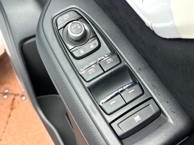フォレスター プレミアムS:HEV EX 登録済未使用車 セットオプションCJ サンルーフ ハーマンカードン 黒革 アイサイトXテクノロジー 11型ナビフルセグ 全周囲カメラ アクセサリーコンセント 電動リアゲート 専用19インチAW(33枚目)