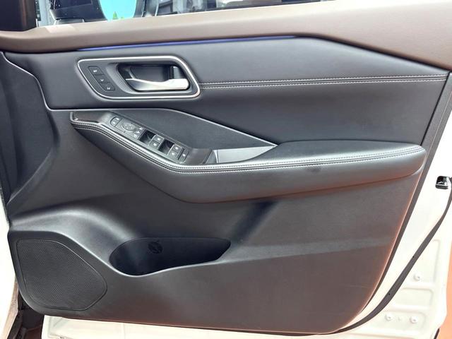 エクストレイル G e-4ORCE 4WD 禁煙 純正12型ナビ 全周囲カメラ プロパイロット 後方車両検知 デジタルミラー 電動リアゲート 全席シートヒーター メモリーシート LEDヘッド ETC 純正19インチアルミ(32枚目)