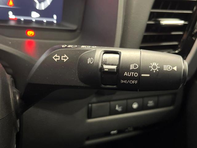 エクストレイル G e-4ORCE 4WD 禁煙 純正12型ナビ 全周囲カメラ プロパイロット 後方車両検知 デジタルミラー 電動リアゲート 全席シートヒーター メモリーシート LEDヘッド ETC 純正19インチアルミ(39枚目)