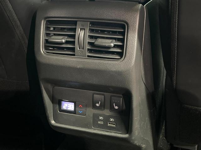 エクストレイル G e-4ORCE 4WD 禁煙 純正12型ナビ 全周囲カメラ プロパイロット 後方車両検知 デジタルミラー 電動リアゲート 全席シートヒーター メモリーシート LEDヘッド ETC 純正19インチアルミ(62枚目)