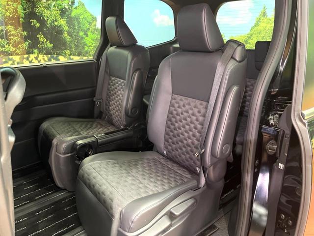 ヴォクシー S-Z ユニバーサルステップ 快適利便パック 10型ナビ フリップダウン 全周囲カメラ レーダークルーズ パワーバックドア デジタルミラー ブラインドスポットモニター 両側パワスラ ドラレコ ETC 禁煙車(25枚目)