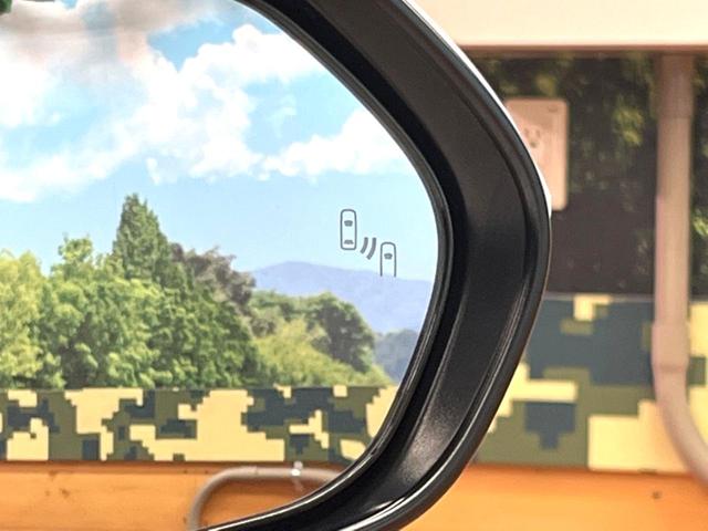 ヤリスクロス ハイブリッドZ 8型ナビ 全周囲カメラ レーダークルーズ セーフティセンス 車線逸脱警報 ブラインドスポットモニター シートヒーター 1500Wコンセント ドラレコ ETC LEDヘッド 純正18インチアルミ 禁煙車(7枚目)