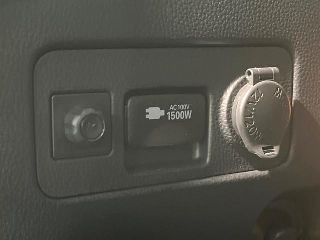 ヤリスクロス ハイブリッドZ 8型ナビ 全周囲カメラ レーダークルーズ セーフティセンス 車線逸脱警報 ブラインドスポットモニター シートヒーター 1500Wコンセント ドラレコ ETC LEDヘッド 純正18インチアルミ 禁煙車(10枚目)