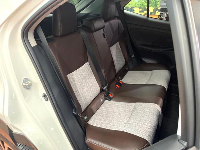 ヤリスクロス ハイブリッドZ 8型ナビ 全周囲カメラ レーダークルーズ セーフティセンス 車線逸脱警報 ブラインドスポットモニター シートヒーター 1500Wコンセント ドラレコ ETC LEDヘッド 純正18インチアルミ 禁煙車(13枚目)