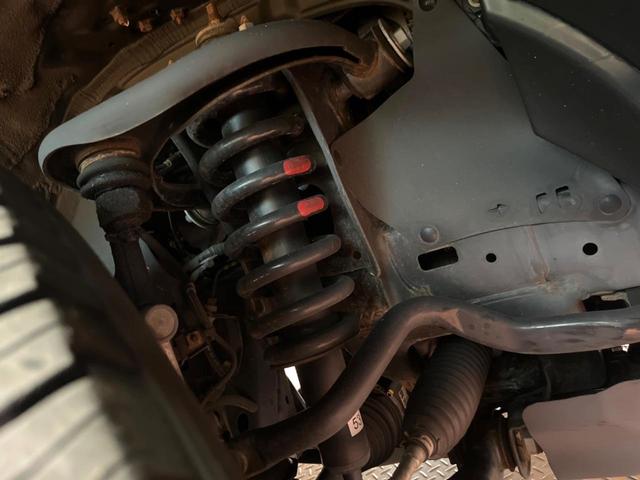 ランドクルーザープラド TX Lパッケージ 70thアニバーサリーリミテッド 禁煙 7人 純正9型ナビ バックカメラ レーダークルーズ 茶革 パワーシート シートベンチレーション LEDヘッド オートハイビーム クリアランスソナー ETC 純正18インチアルミ ルーフレール(23枚目)