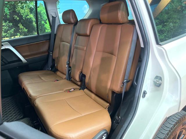 ランドクルーザープラド TX Lパッケージ 70thアニバーサリーリミテッド 禁煙 7人 純正9型ナビ バックカメラ レーダークルーズ 茶革 パワーシート シートベンチレーション LEDヘッド オートハイビーム クリアランスソナー ETC 純正18インチアルミ ルーフレール(28枚目)