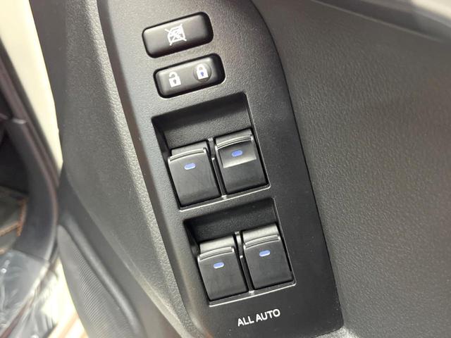 ランドクルーザープラド TX Lパッケージ 70thアニバーサリーリミテッド 禁煙 7人 純正9型ナビ バックカメラ レーダークルーズ 茶革 パワーシート シートベンチレーション LEDヘッド オートハイビーム クリアランスソナー ETC 純正18インチアルミ ルーフレール(37枚目)