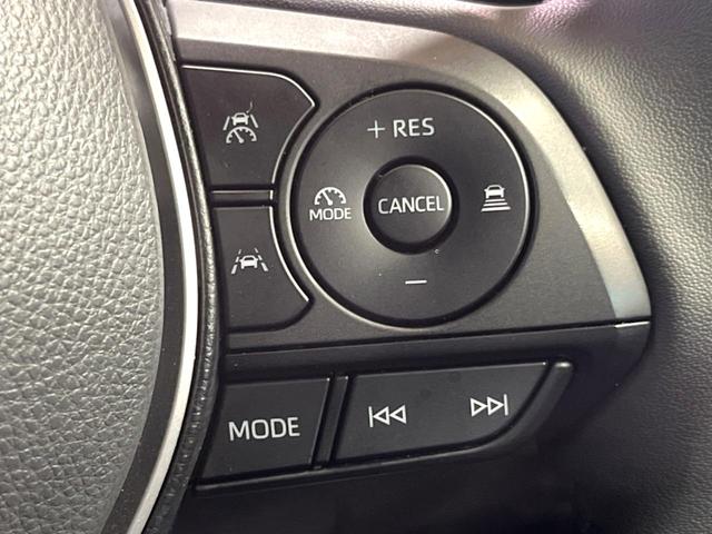 カローラクロス ハイブリッド G 禁煙車 純正8型ナビ バックカメラ トヨタセーフティセンス レーダークルーズ スマートキー LEDヘッド&フォグ ETC オートハイビーム デュアルエアコン 純正17インチアルミ(5枚目)