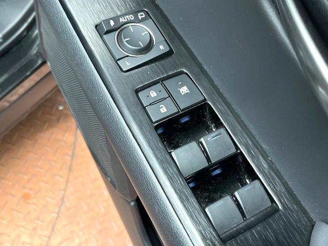 UX UX250h Fスポーツ 禁煙 純正10型ナビ バックカメラ レーダークルーズ ブラインドスポットモニター メモリーシート シートヒーター 電動リアゲート 三眼LEDヘッド オートハイビーム 純正18インチアルミ ETC(31枚目)