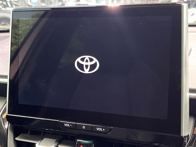 カローラクロス ハイブリッド Z 禁煙 ガラスルーフ 10型ナビ 全周囲カメラ レーダークルーズ ブラインドスポットモニター 電動リアゲート シートヒーター ハーフレザー LEDヘッド オートハイビーム 純正18インチアルミ ETC(4枚目)