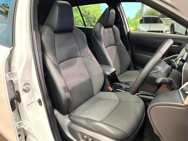 カローラクロス ハイブリッド Z 禁煙 ガラスルーフ 10型ナビ 全周囲カメラ レーダークルーズ ブラインドスポットモニター 電動リアゲート シートヒーター ハーフレザー LEDヘッド オートハイビーム 純正18インチアルミ ETC(12枚目)