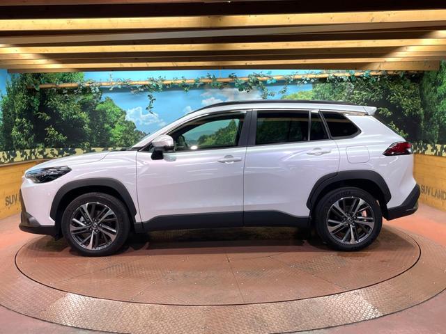 カローラクロス ハイブリッド Z 禁煙 ガラスルーフ 10型ナビ 全周囲カメラ レーダークルーズ ブラインドスポットモニター 電動リアゲート シートヒーター ハーフレザー LEDヘッド オートハイビーム 純正18インチアルミ ETC(49枚目)