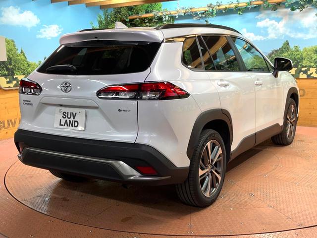 カローラクロス ハイブリッド Z 禁煙 ガラスルーフ 10型ナビ 全周囲カメラ レーダークルーズ ブラインドスポットモニター 電動リアゲート シートヒーター ハーフレザー LEDヘッド オートハイビーム 純正18インチアルミ ETC(53枚目)