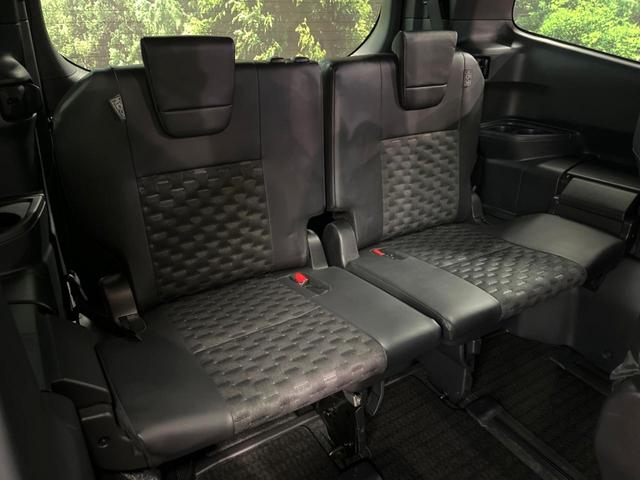 ヴォクシー S-Z 禁煙 快適利便パック 純正10型ナビ フリップダウン 全周囲カメラ レーダークルーズ セーフティセンス デジタルミラー 電動リアゲート シートヒーター ハーフレザー 三眼LED 純正17インチアルミ(13枚目)