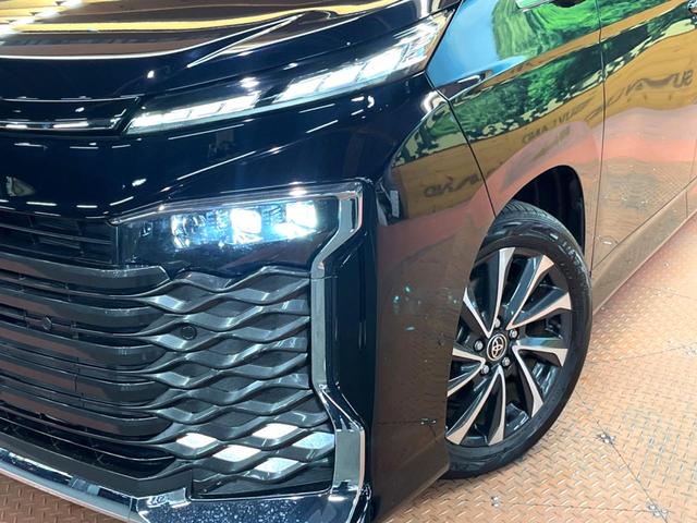 ヴォクシー S-Z 禁煙 快適利便パック 純正10型ナビ フリップダウン 全周囲カメラ レーダークルーズ セーフティセンス デジタルミラー 電動リアゲート シートヒーター ハーフレザー 三眼LED 純正17インチアルミ(15枚目)