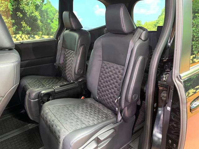 ヴォクシー S-Z 禁煙 快適利便パック 純正10型ナビ フリップダウン 全周囲カメラ レーダークルーズ セーフティセンス デジタルミラー 電動リアゲート シートヒーター ハーフレザー 三眼LED 純正17インチアルミ(24枚目)