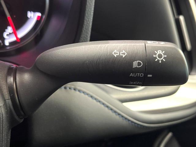 ヴォクシー S-Z 禁煙 快適利便パック 純正10型ナビ フリップダウン 全周囲カメラ レーダークルーズ セーフティセンス デジタルミラー 電動リアゲート シートヒーター ハーフレザー 三眼LED 純正17インチアルミ(36枚目)